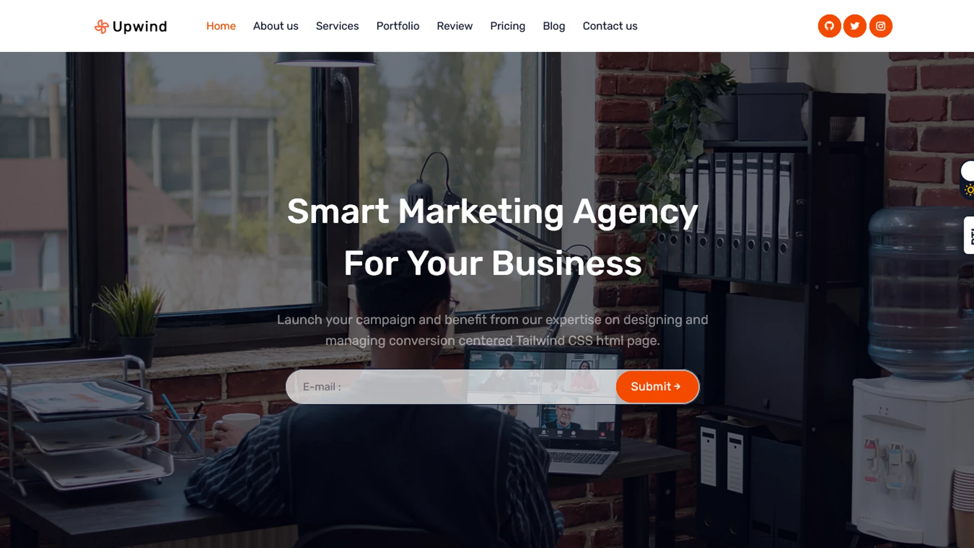 Upwind - Tailwind CSS Landing Page Template